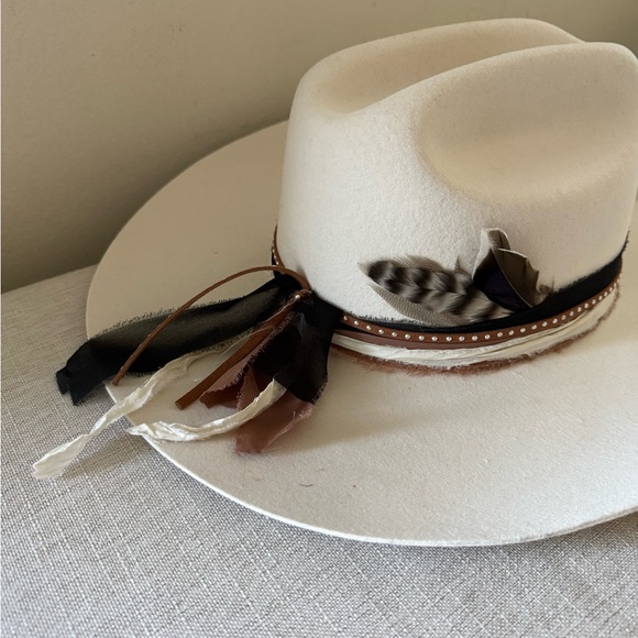 GIGI PIP Cream Western Hat with Brown & black Accents - Picture 4 of 10